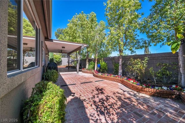 8964 Echo Ridge Drive, Las Vegas, NV 89117
