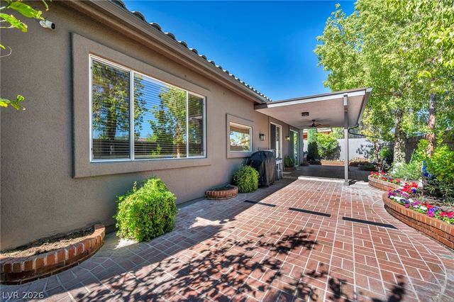 8964 Echo Ridge Drive, Las Vegas, NV 89117