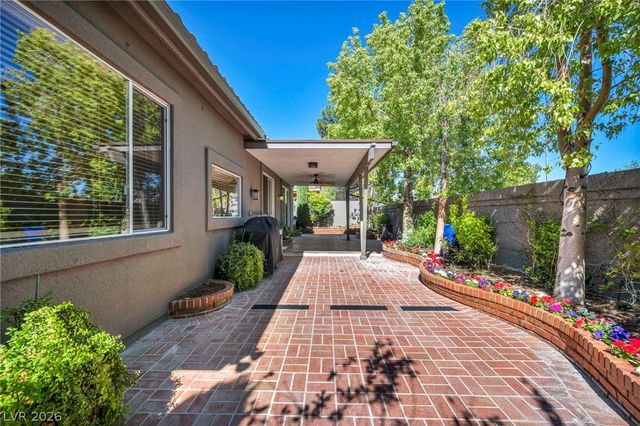 8964 Echo Ridge Drive, Las Vegas, NV 89117