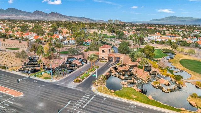 8964 Echo Ridge Drive, Las Vegas, NV 89117