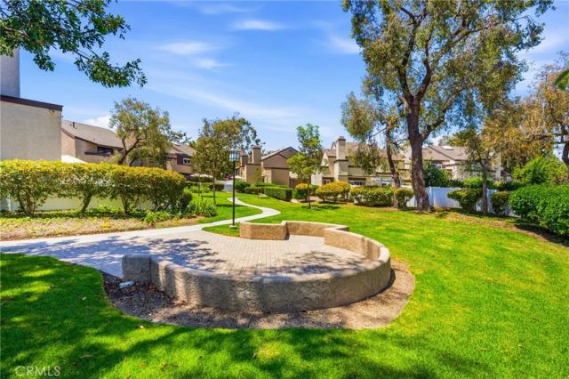 905 Hyde Court, Costa Mesa, CA 92626