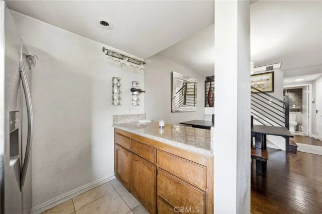 905 Hyde Court, Costa Mesa, CA 92626