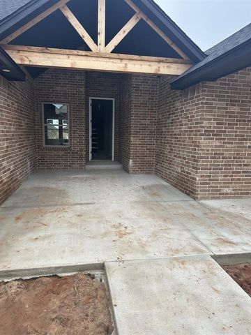 11525 NW 103rd Street, Yukon, OK 73099