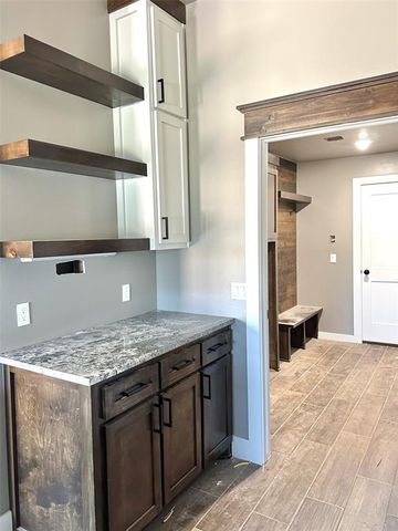 11525 NW 103rd Street, Yukon, OK 73099