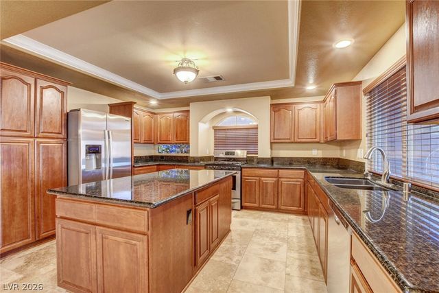 6734 Coronado Crest Avenue, Las Vegas, NV 89139