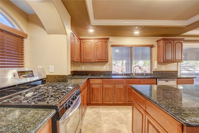 6734 Coronado Crest Avenue, Las Vegas, NV 89139