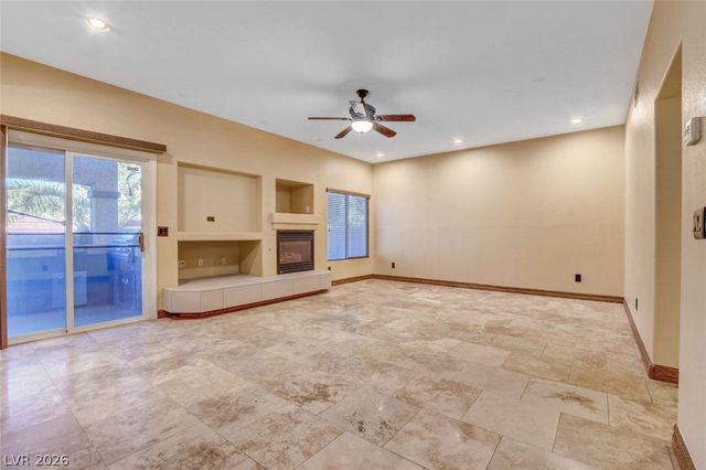 6734 Coronado Crest Avenue, Las Vegas, NV 89139