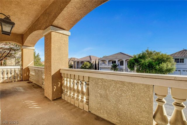 6734 Coronado Crest Avenue, Las Vegas, NV 89139