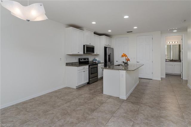 14939 EDGEWATER CIR, Naples, FL 34114