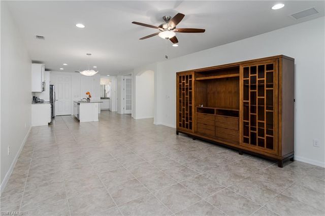 14939 EDGEWATER CIR, Naples, FL 34114