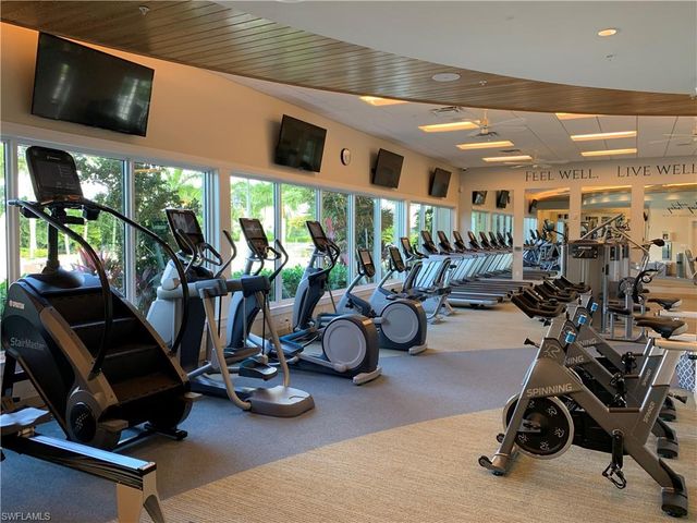 14939 EDGEWATER CIR, Naples, FL 34114