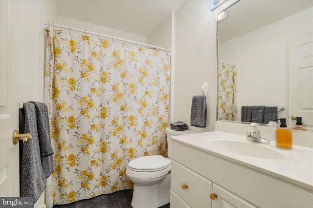 3698 SORREL RIDGE LN, York, PA 17406