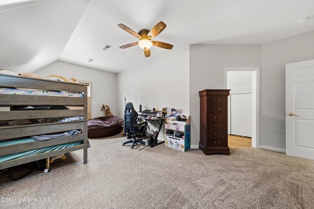 9066 W Ridge Line Ln, Coeur D'alene, ID 83814