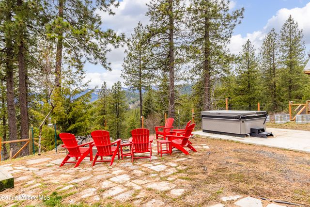 9066 W Ridge Line Ln, Coeur D'alene, ID 83814