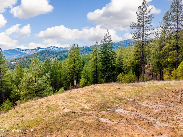 9066 W Ridge Line Ln, Coeur D'alene, ID 83814