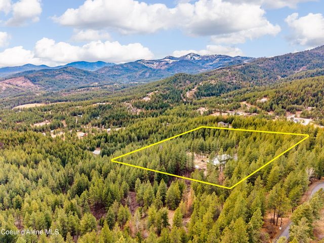 9066 W Ridge Line Ln, Coeur D'alene, ID 83814