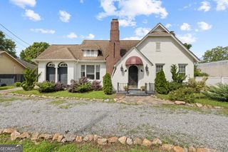 204 S Jefferson Avenue, Eatonton, GA 31024