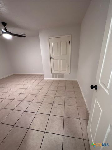 1202 Urbantke Court B, Copperas Cove, TX 76522