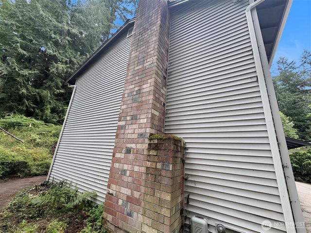 24404 SE Mirrormont Boulevard, Issaquah, WA 98027