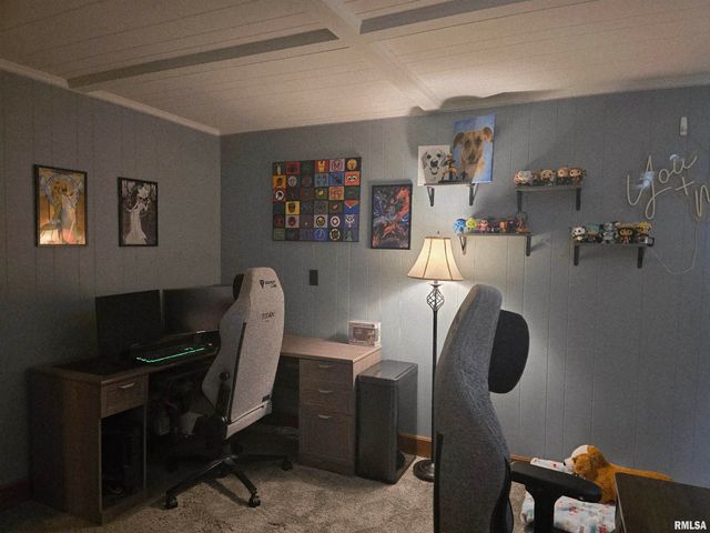 815 N 1ST Avenue, Canton, IL 61520