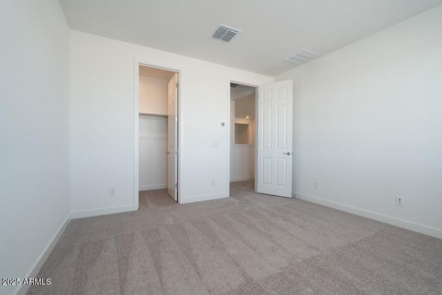 40113 N Alameda Drive, San Tan Valley, AZ 85140