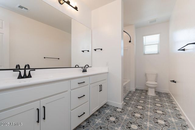 40113 N Alameda Drive, San Tan Valley, AZ 85140