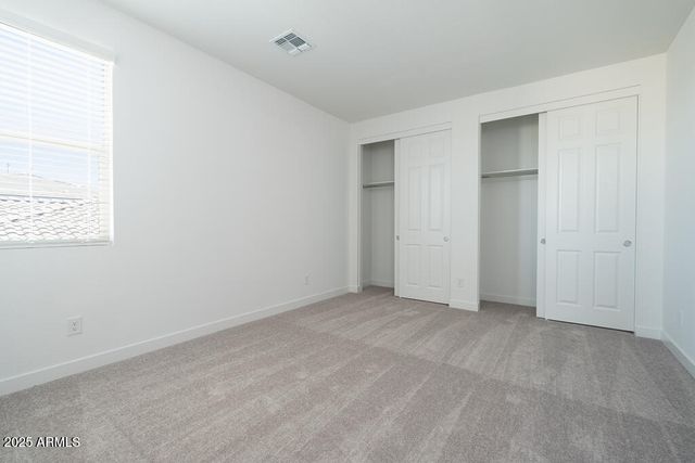 40113 N Alameda Drive, San Tan Valley, AZ 85140