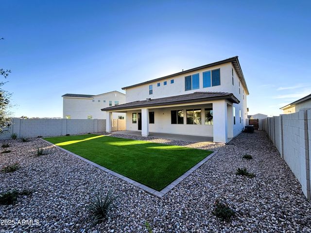 40113 N Alameda Drive, San Tan Valley, AZ 85140