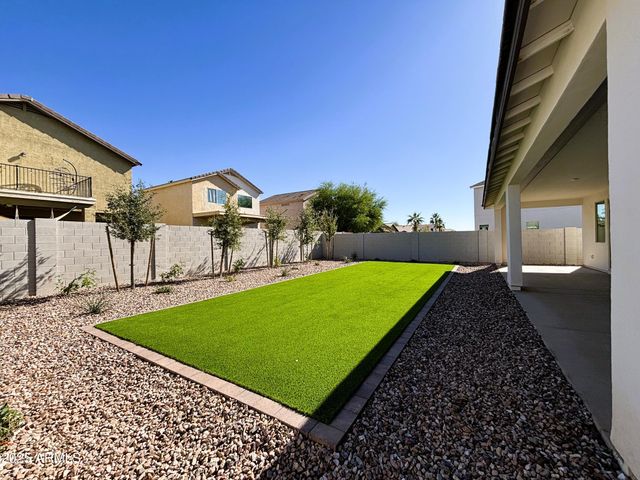 40113 N Alameda Drive, San Tan Valley, AZ 85140