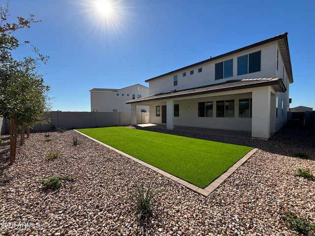 40113 N Alameda Drive, San Tan Valley, AZ 85140