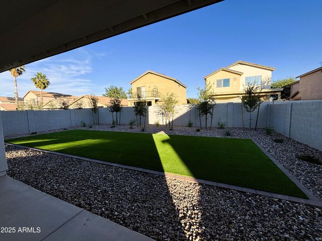 40113 N Alameda Drive, San Tan Valley, AZ 85140