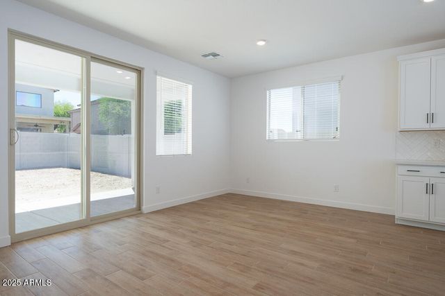 40113 N Alameda Drive, San Tan Valley, AZ 85140