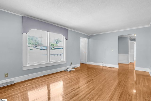 12 First Baptist Church Road, Piedmont, SC 29673