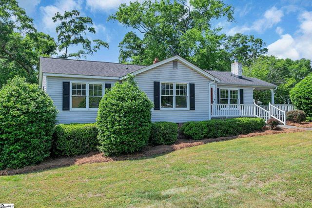 12 First Baptist Church Road, Piedmont, SC 29673