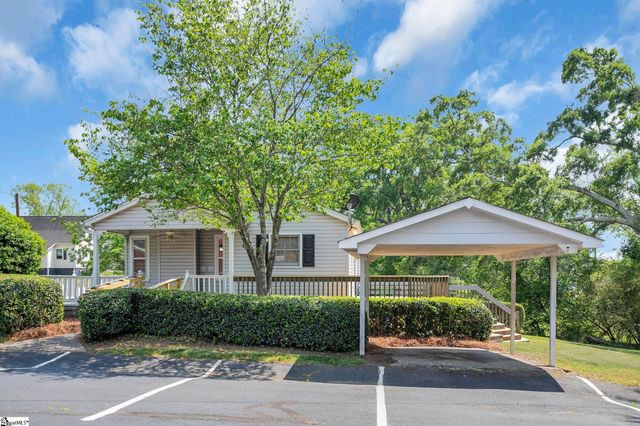 12 First Baptist Church Road, Piedmont, SC 29673