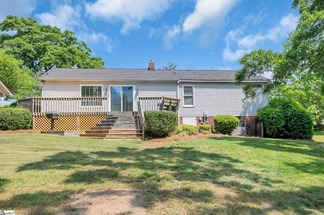 12 First Baptist Church Road, Piedmont, SC 29673