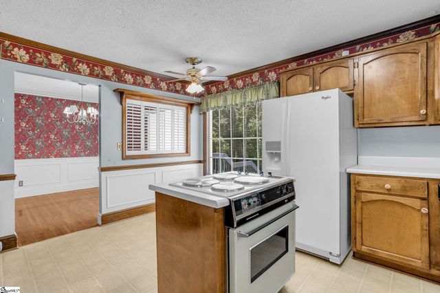 12 First Baptist Church Road, Piedmont, SC 29673