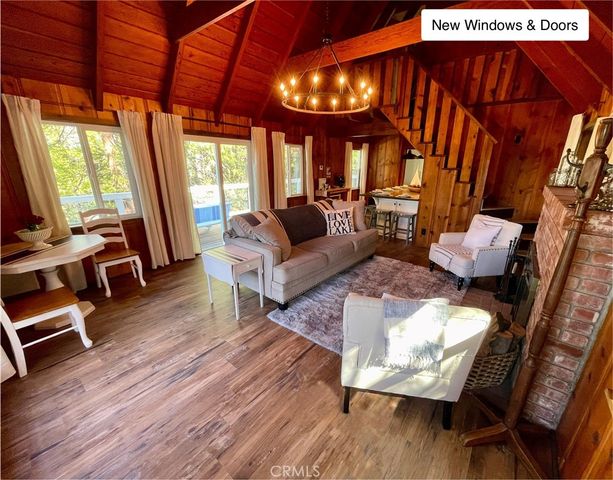 269 Hillside Road, Lake Arrowhead, CA 92352