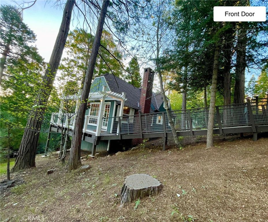 Image 10 of property listing at 269 Hillside Road, Lake Arrowhead, CA 92352