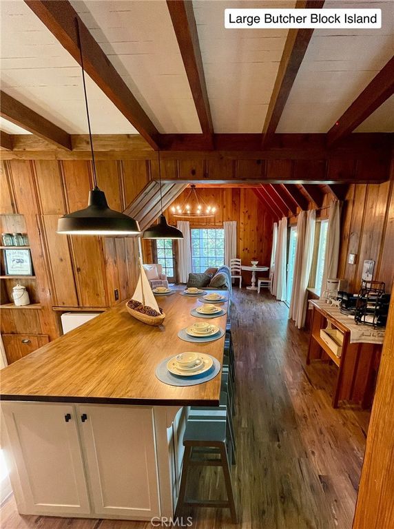 Image 21 of property listing at 269 Hillside Road, Lake Arrowhead, CA 92352