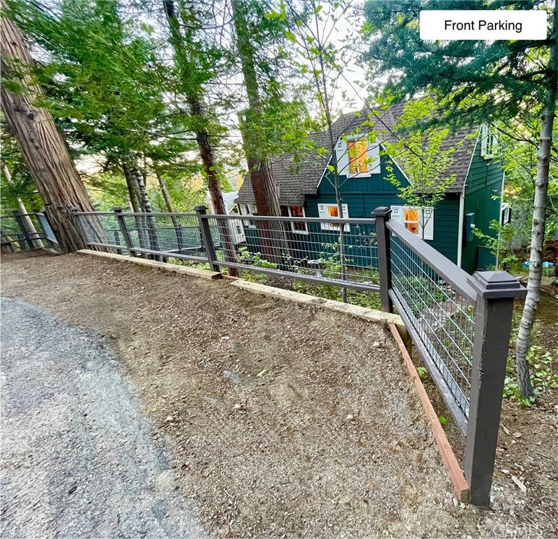 Image 33 of property listing at 269 Hillside Road, Lake Arrowhead, CA 92352