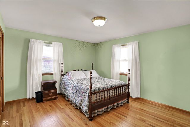 2104 Radcliffe Avenue, Indianapolis, IN 46227