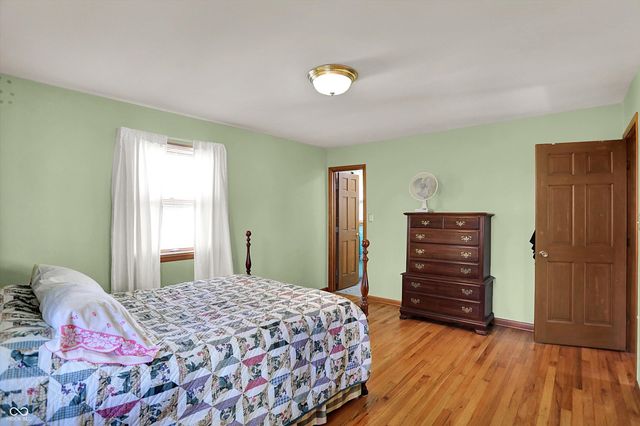 2104 Radcliffe Avenue, Indianapolis, IN 46227