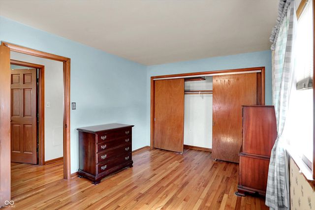 2104 Radcliffe Avenue, Indianapolis, IN 46227