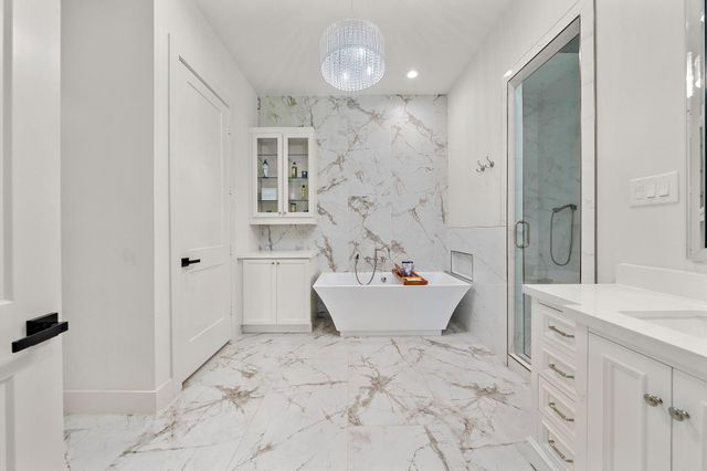 1003 Wakefield Drive, Houston, TX 77018