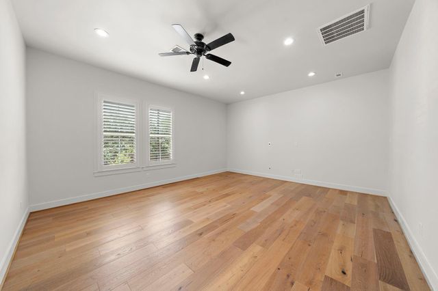 1003 Wakefield Drive, Houston, TX 77018