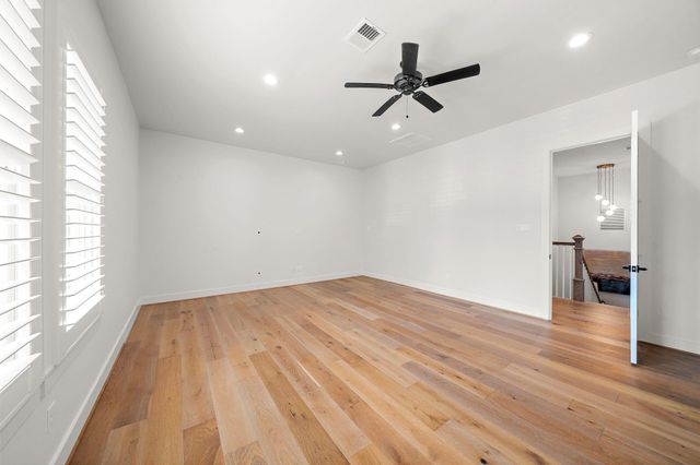 1003 Wakefield Drive, Houston, TX 77018