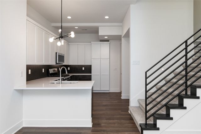217 Maple Street, Des Moines, IA 50309