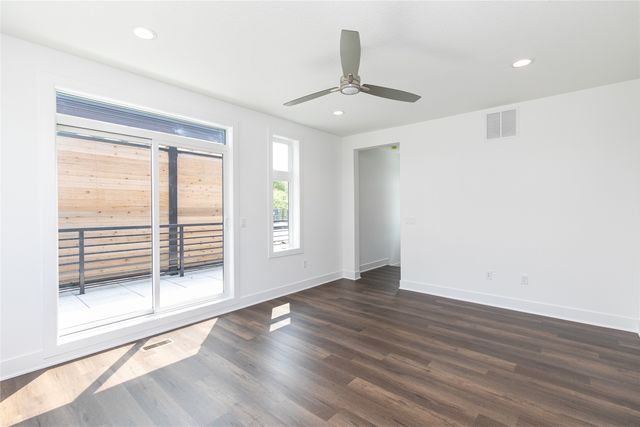 217 Maple Street, Des Moines, IA 50309