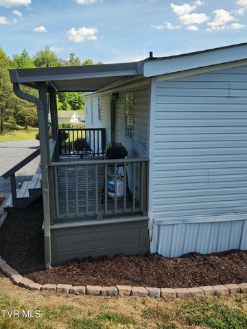 1993 Feathers Chapel Road, Blountville, TN 37617